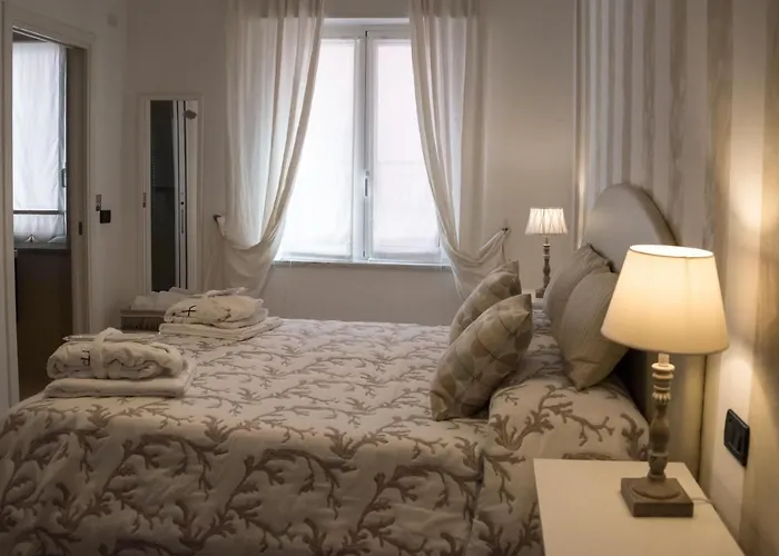 Bed & Breakfast Iulia Augusta 3*