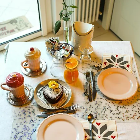 Oda ve Kahvaltı Iulia Augusta Albenga